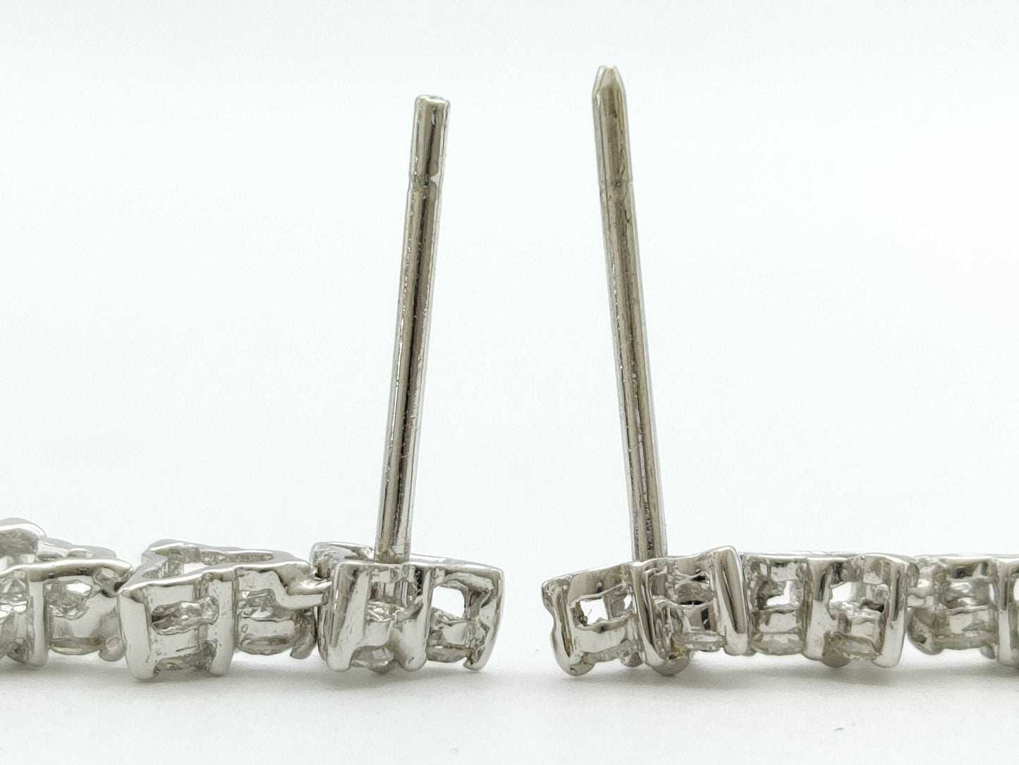 D0.61ct 750 2.6g Earrings