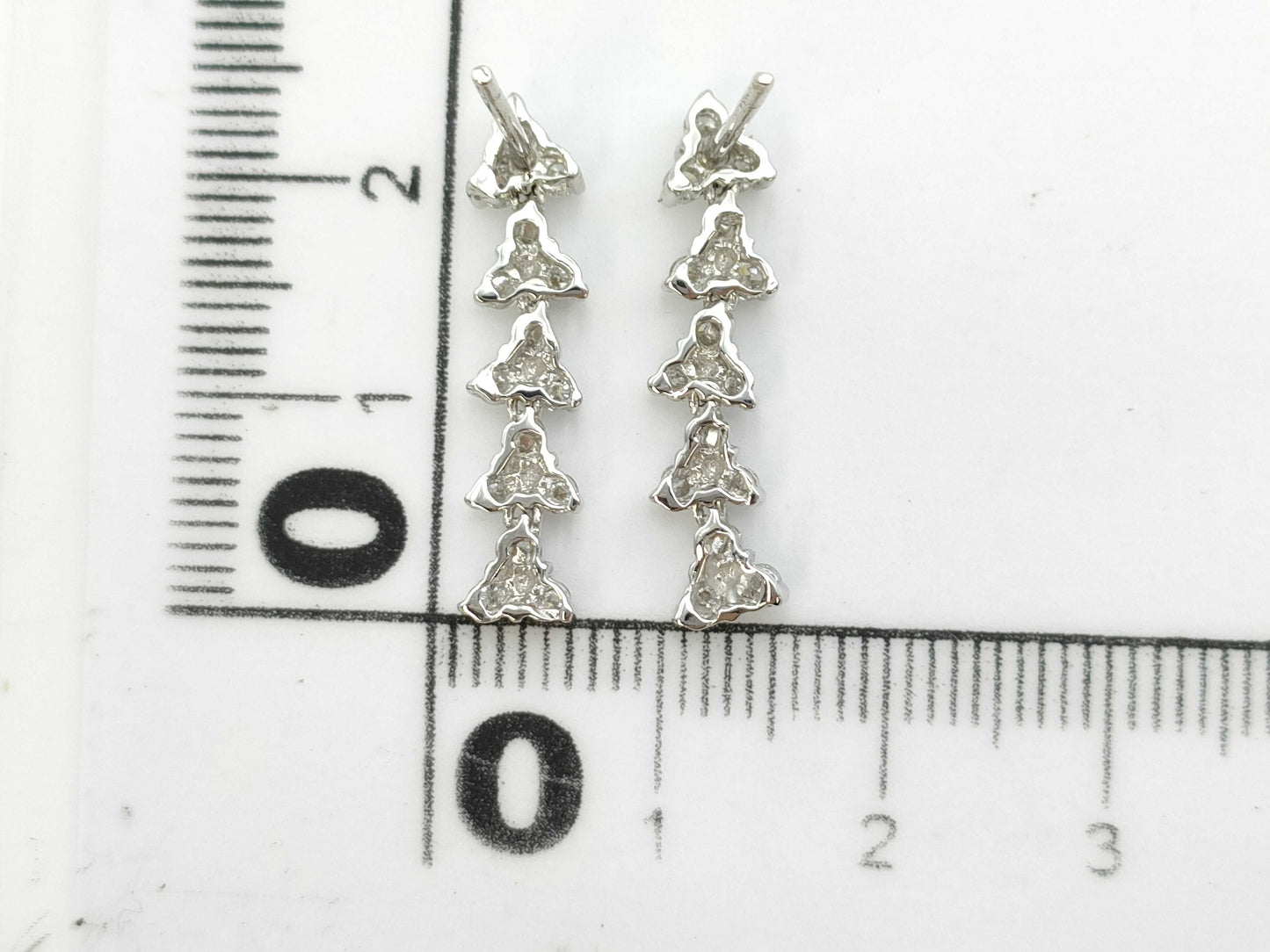 D0.61ct 750 2.6g Earrings