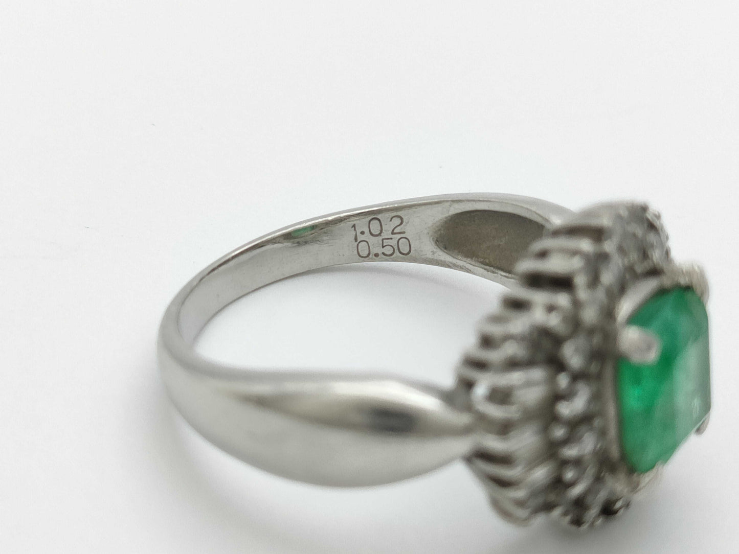 E1.02ct D0.50ct Pt900 6.4g Ring