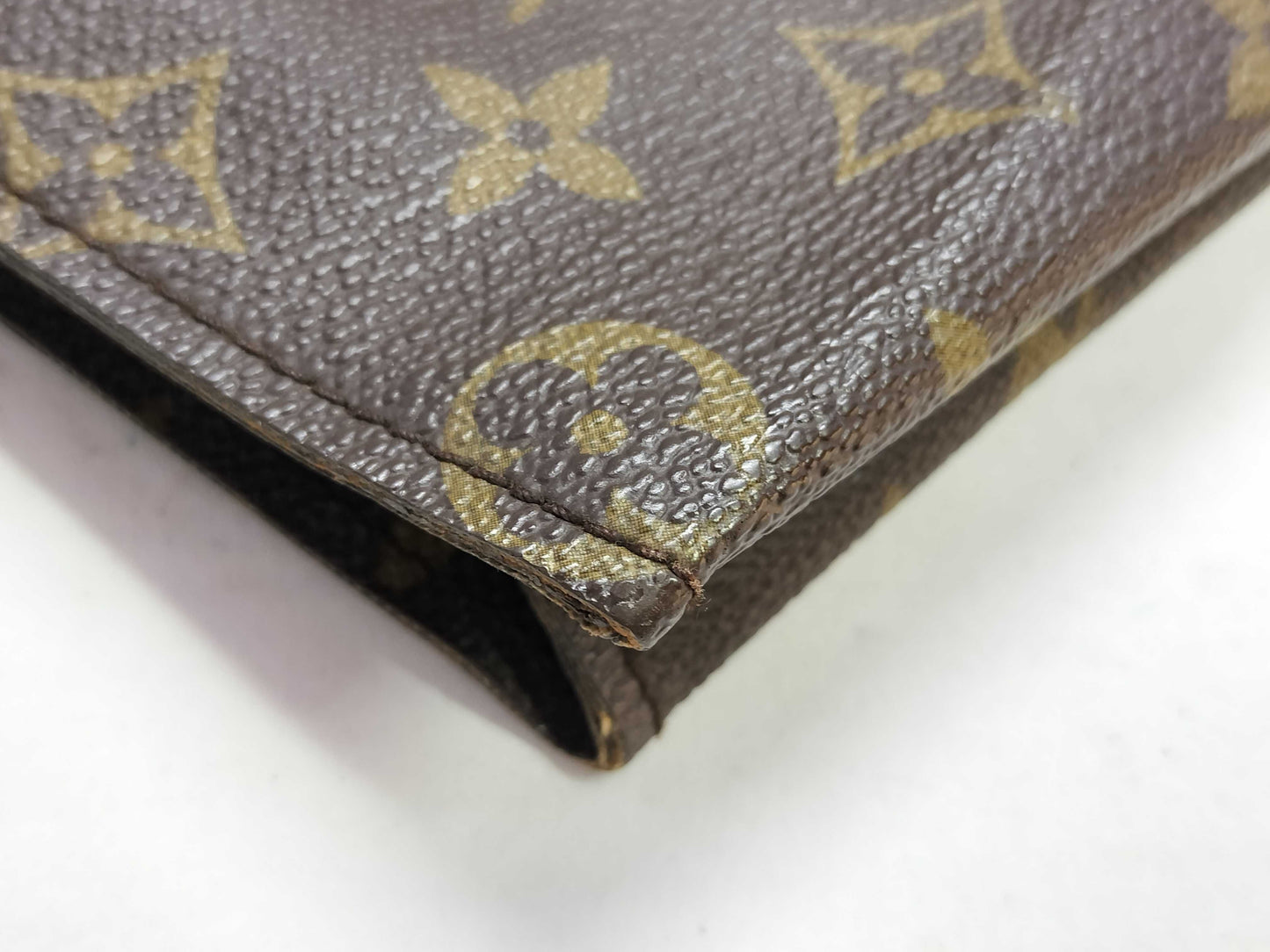 LOUIS VUITTON Monogram LV Monogram Poche Toilette 26 Pouch