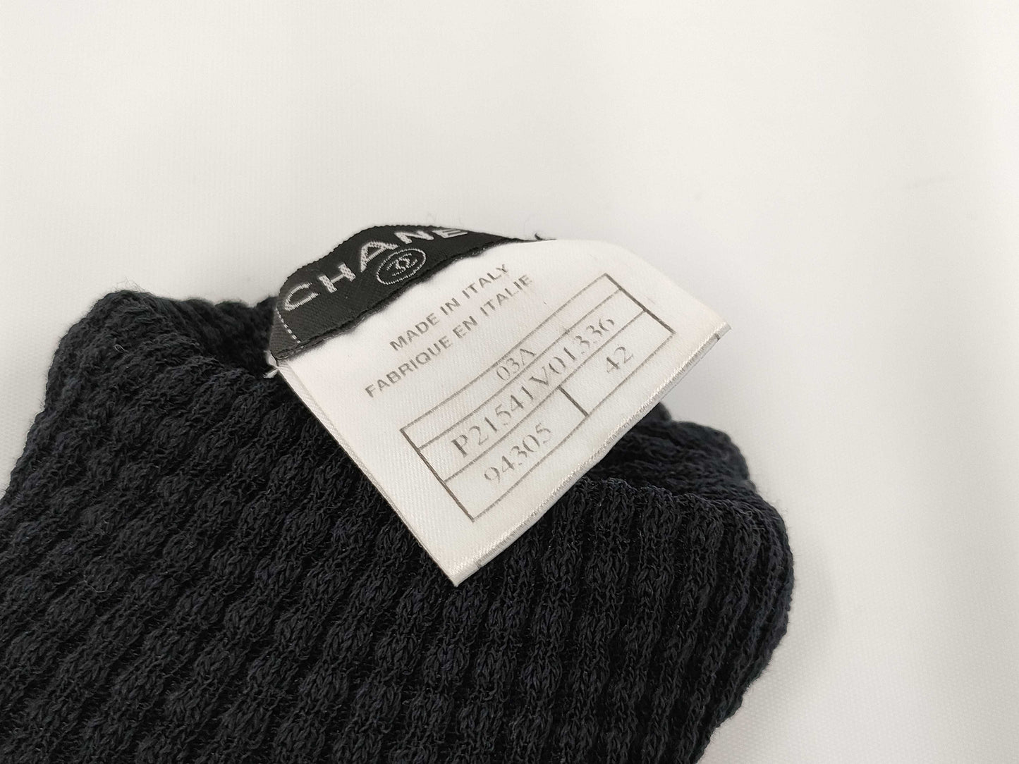 CHANEL 03A Sleeveless Top P21541 Navy Size 42