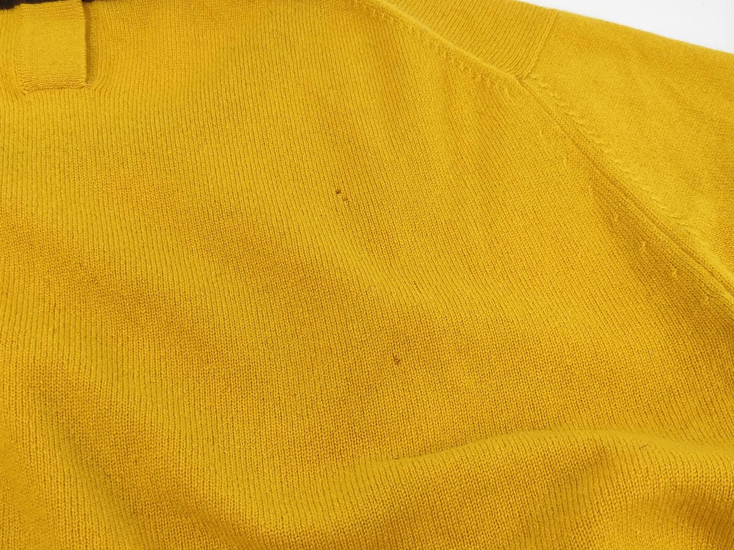 CHANEL Summer Knit Two-tone Coco Button Top Size 42