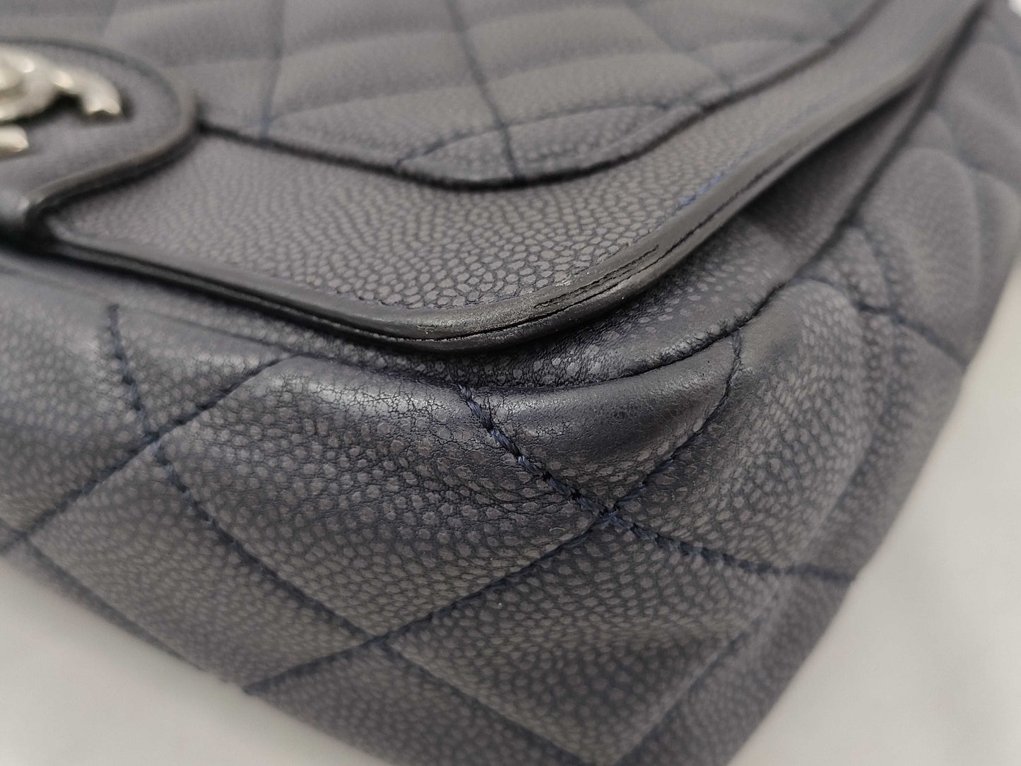 CHANEL Caviar Skin Shoulder Bag with Seal