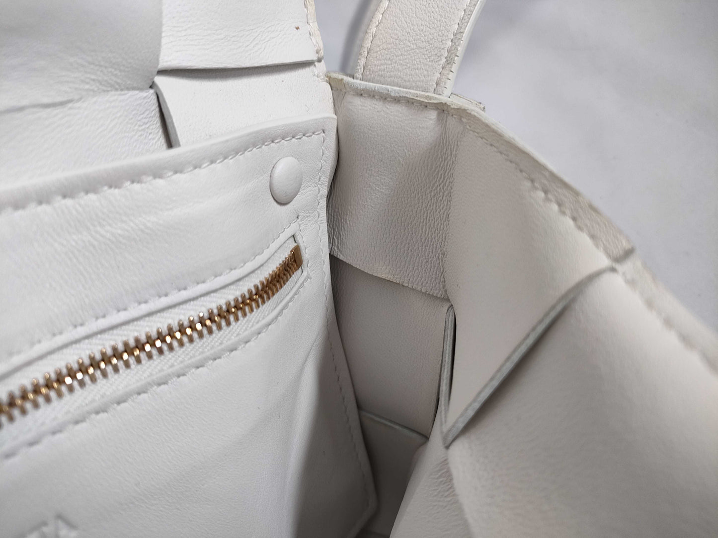 BOTTEGA VENETA RFID shoulder bag
