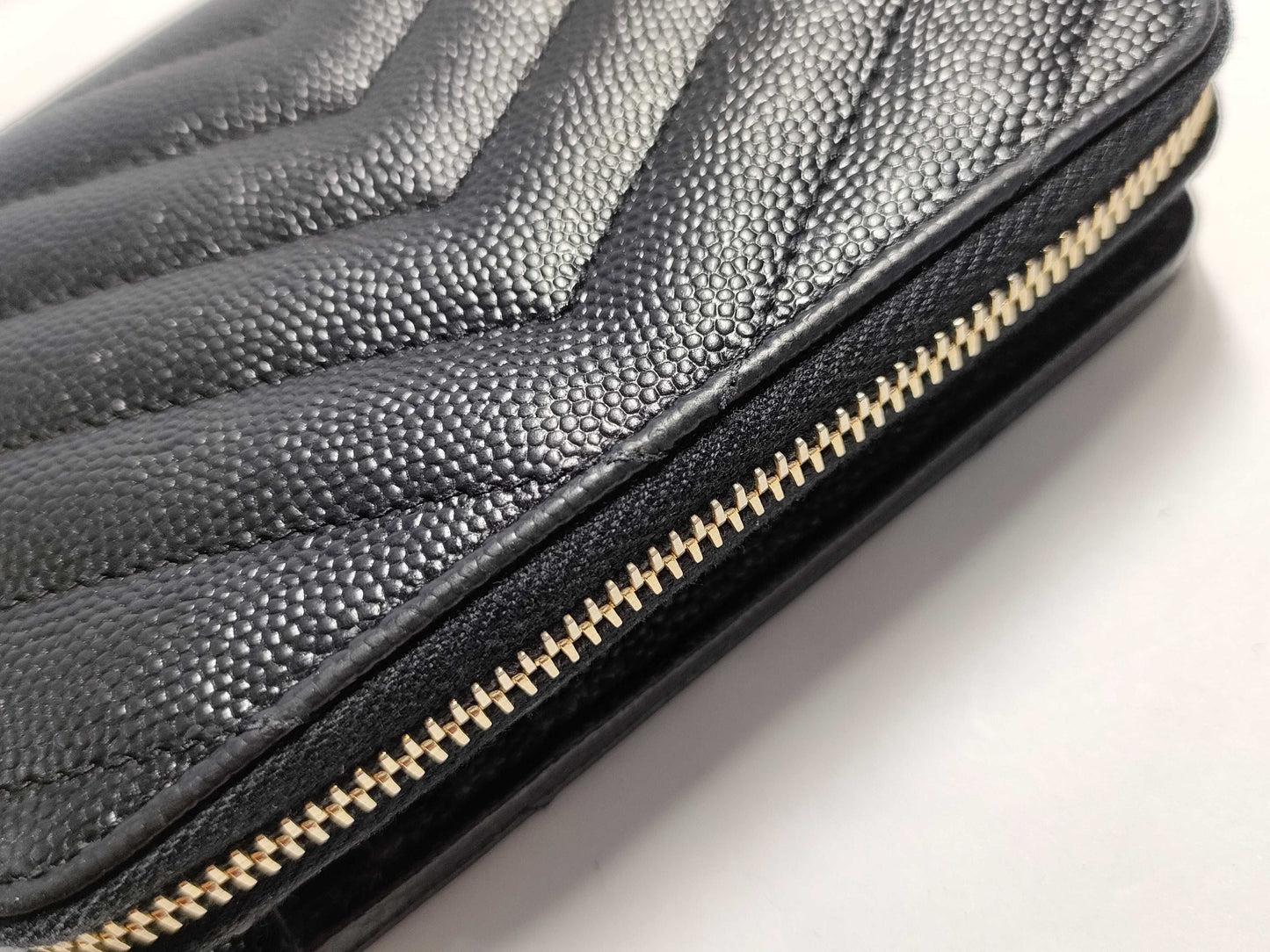 SAINT LAURENT Black Wallet with Box
