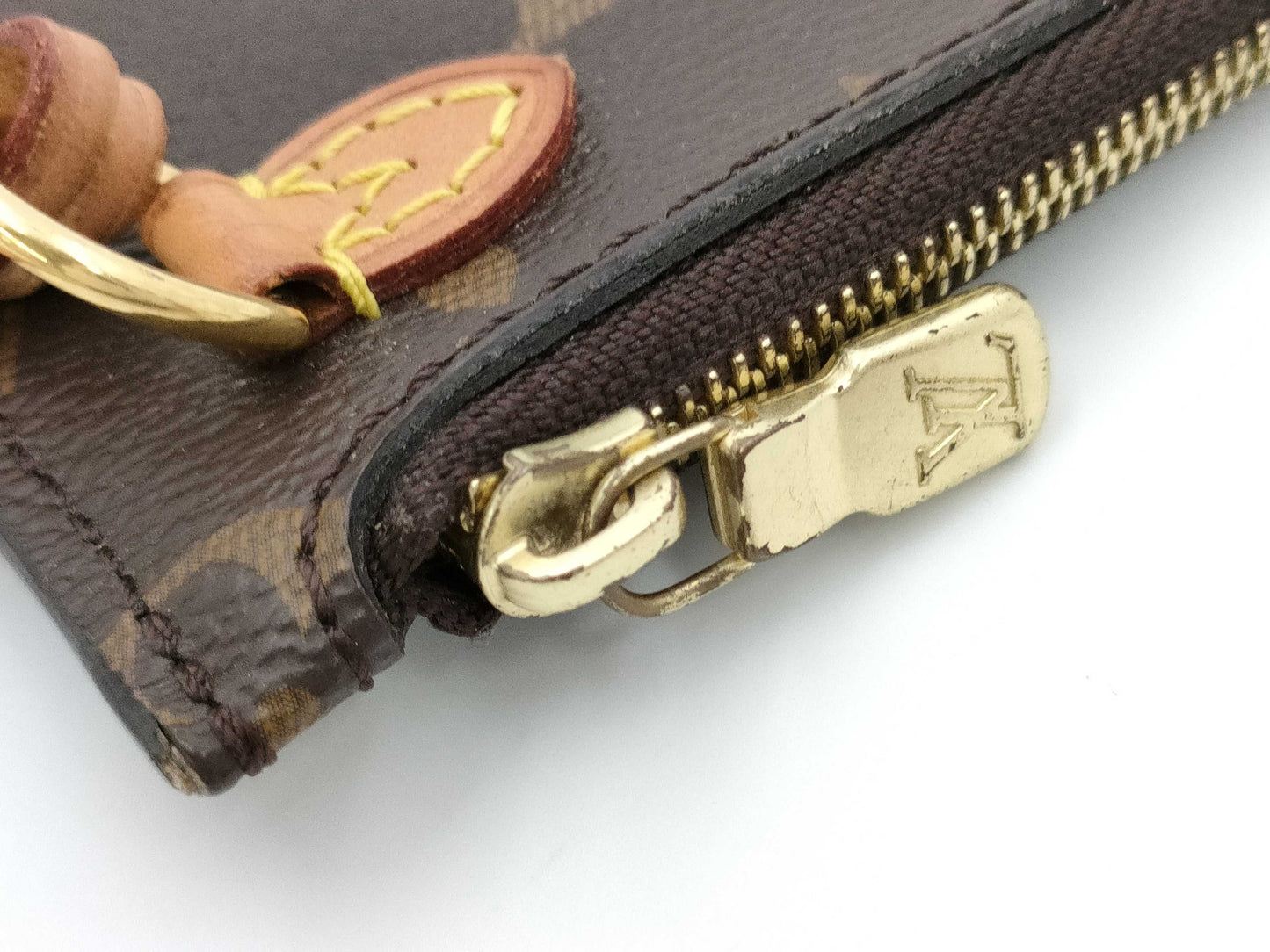 LOUIS VUITTON Monogram Neverfull MM Pouch