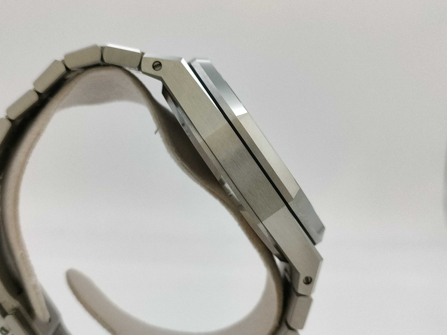 AUDEMARS PIGUET Royal Oak Khaki Green 15510ST.OO.1320ST.09 LK3173P-DN0522 Automatic Men's Watch
