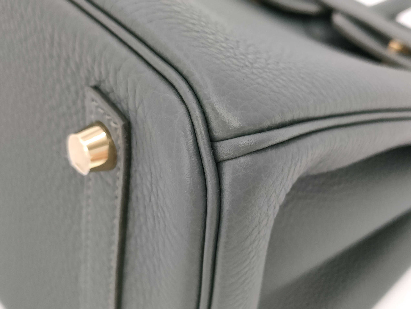 HERMES Birkin 30K Stamped Vert Amande Gold Hardware Handbag