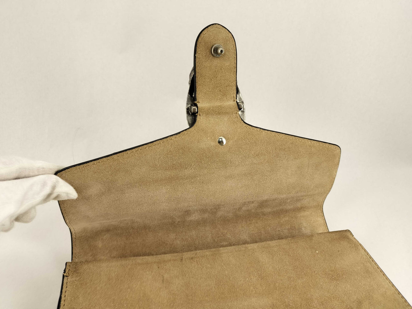 GUCCI GG Supreme Dionysus Large Shoulder Bag in Beige and Silver Supreme Coated Canvas
