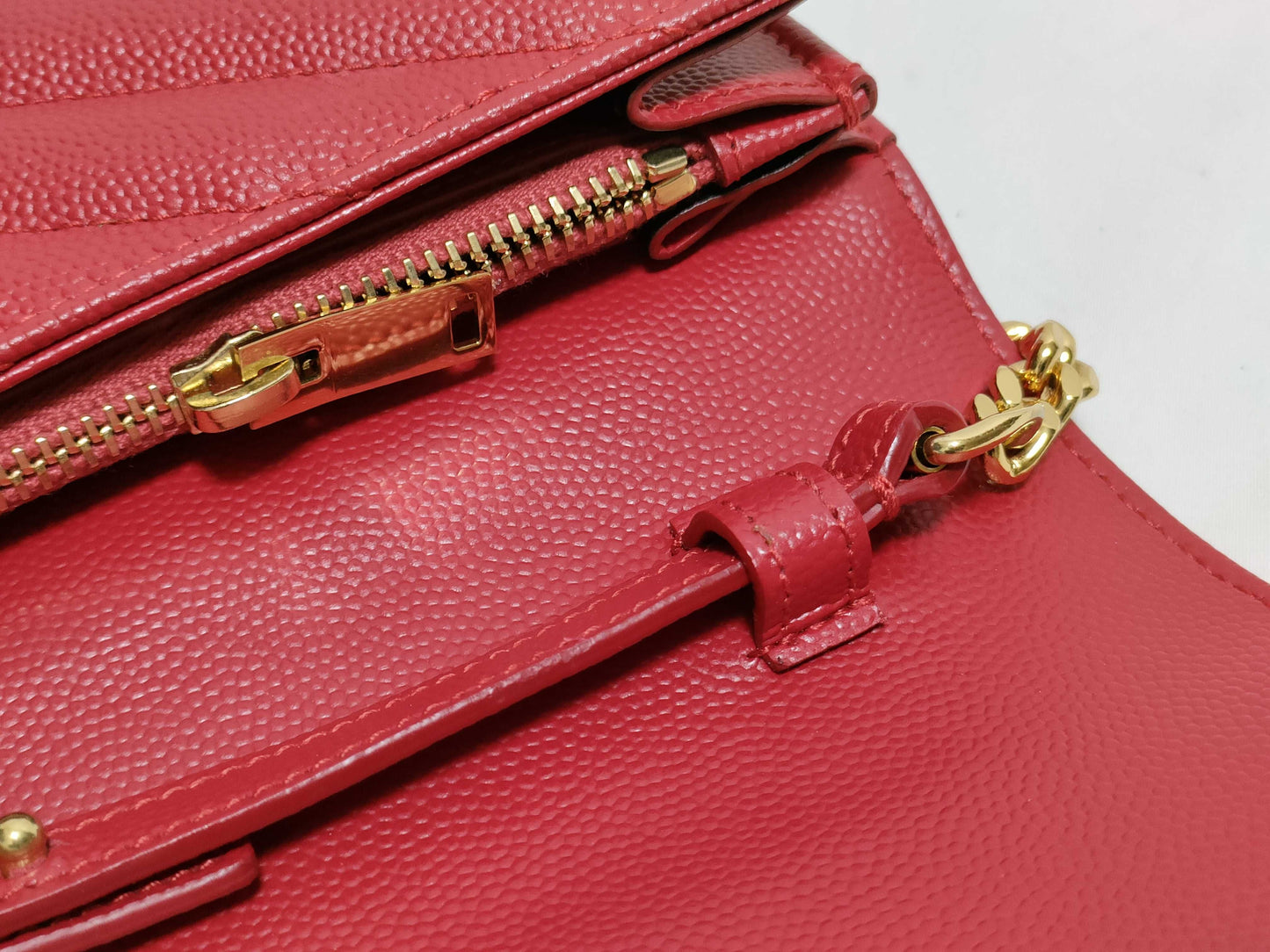 SAINT LAURENT Yves Saint Laurent Classic Cassandre Chain Wallet in Red Quilted Grain de Poudre Leather with Gold Accents Shoulder Bag