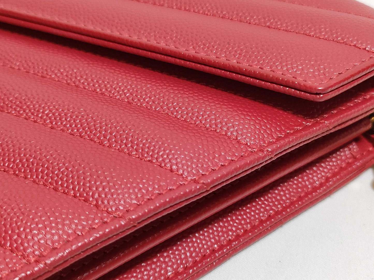 SAINT LAURENT Yves Saint Laurent Classic Cassandre Chain Wallet in Red Quilted Grain de Poudre Leather with Gold Accents Shoulder Bag