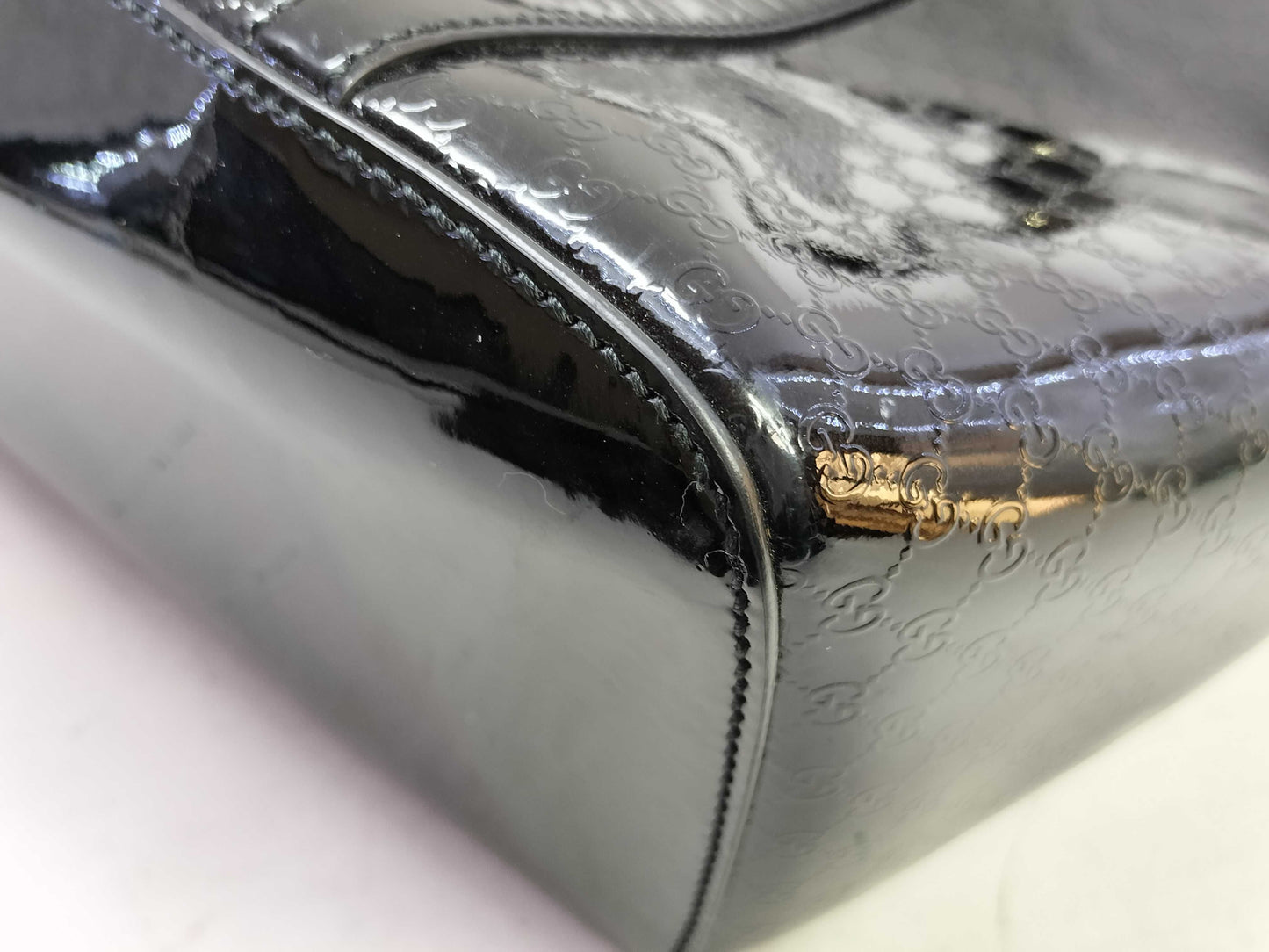 GUCCI Nice Tote in Black Micro Guccissima Patent Leather with Gold Tote Bag, 309613 002123