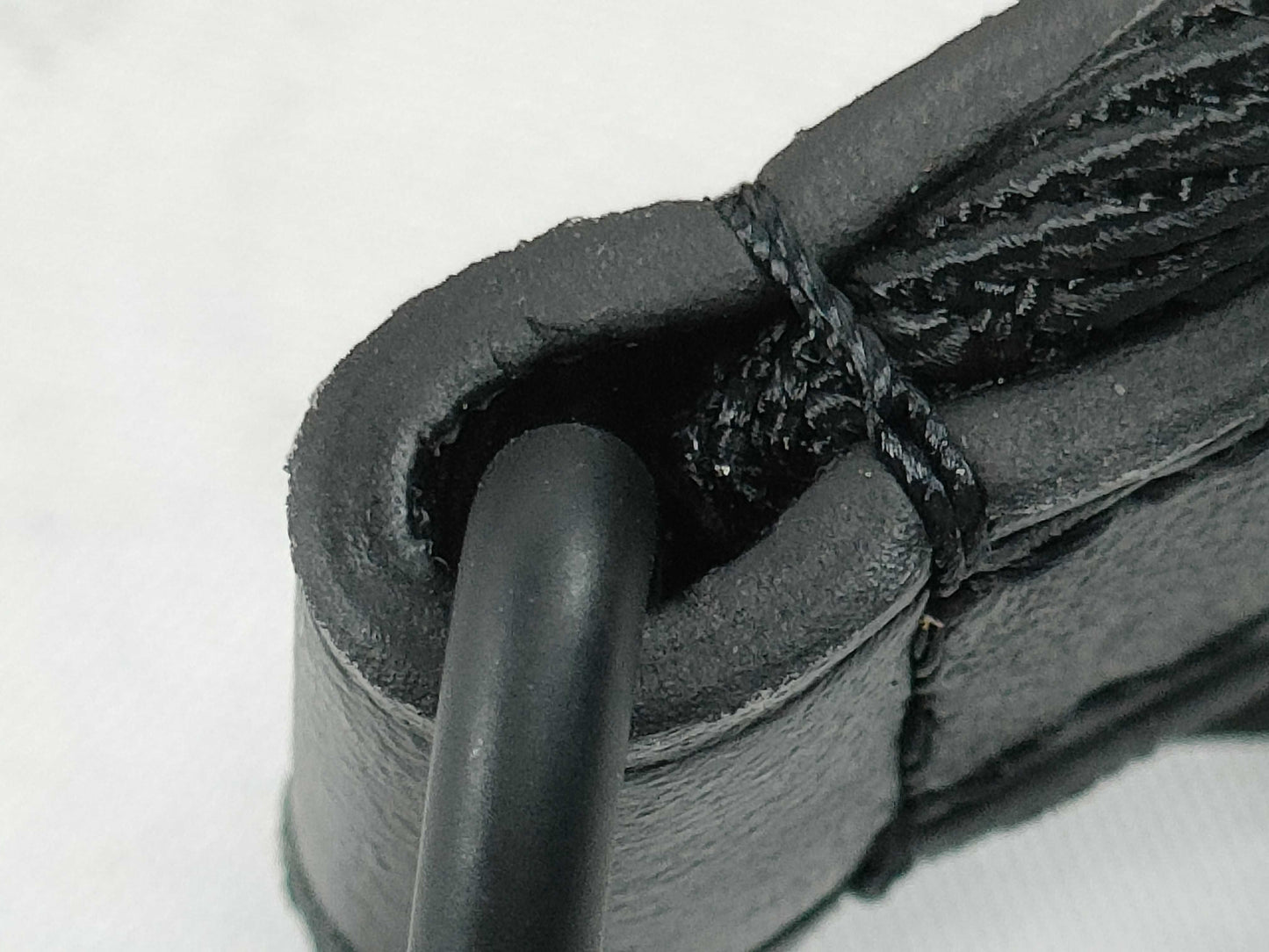 LOUIS VUITTON Louis Vuitton Signature Adjustable Strap, Black with Black Hardware, 95*4.5*0.5cm Strap