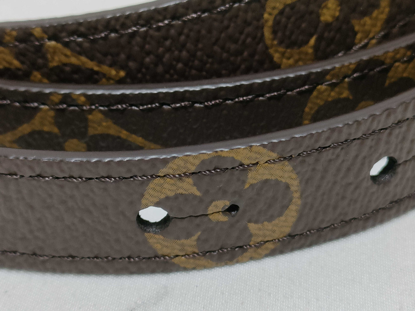 LOUIS VUITTON RFID verification failed. Serial number verification failed. Louis Vuitton Monogram Adjustable Strap, Brown, Gold Hardware, 80*2*.05cm.