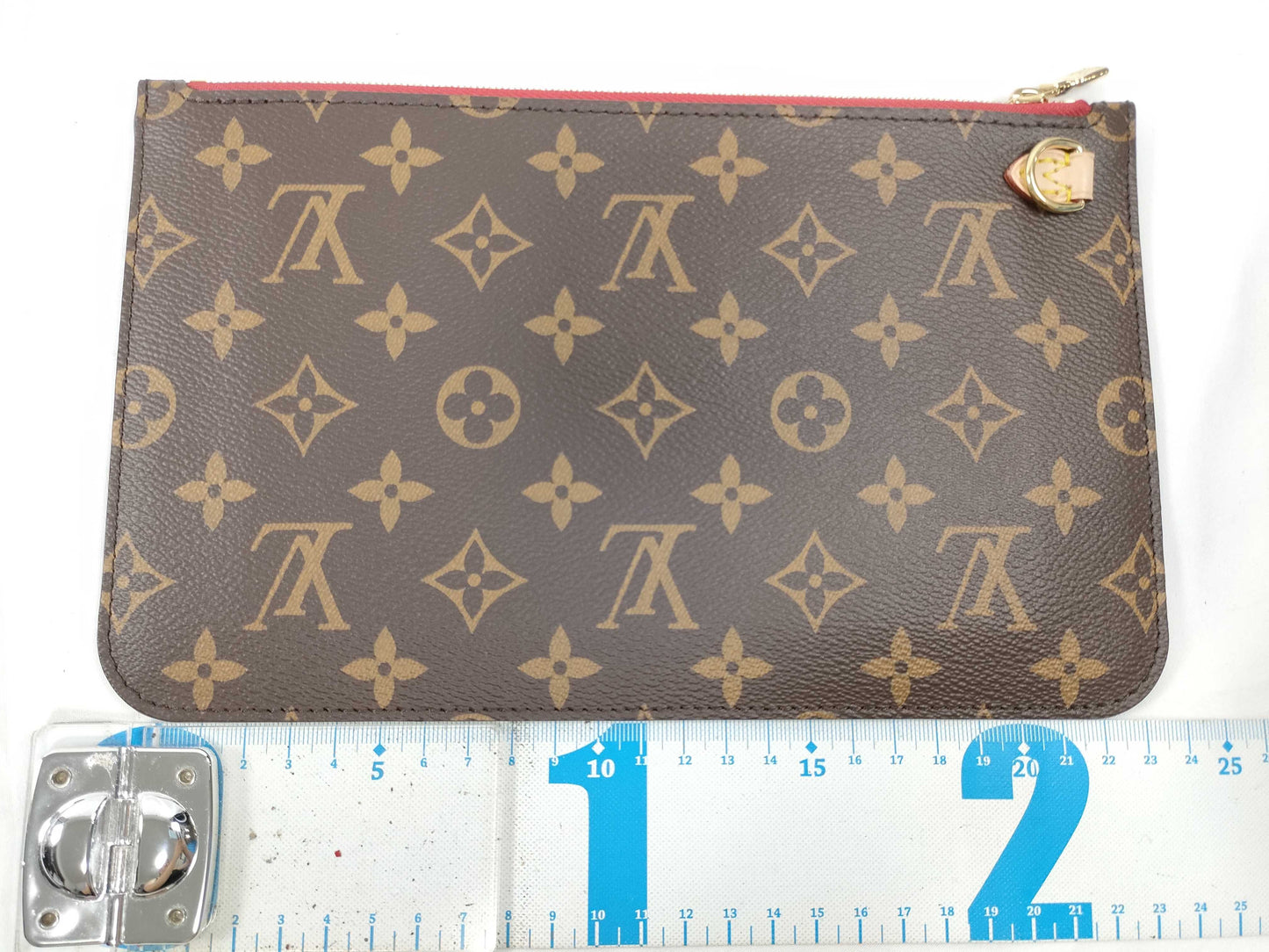LOUIS VUITTON Monogram Louis Vuitton Neverfull Pouch / Brown Monogram Canvas / Gold Hardware Other Accessories