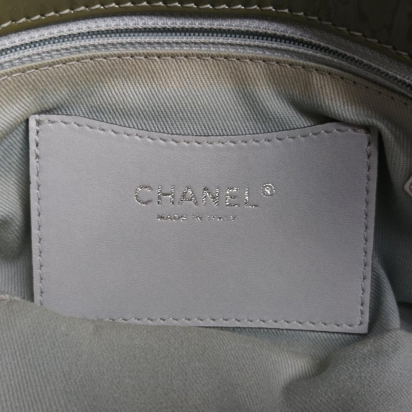 CHANEL Mademoiselle Bowling Green Patent A5055714733004 Shoulder Bag