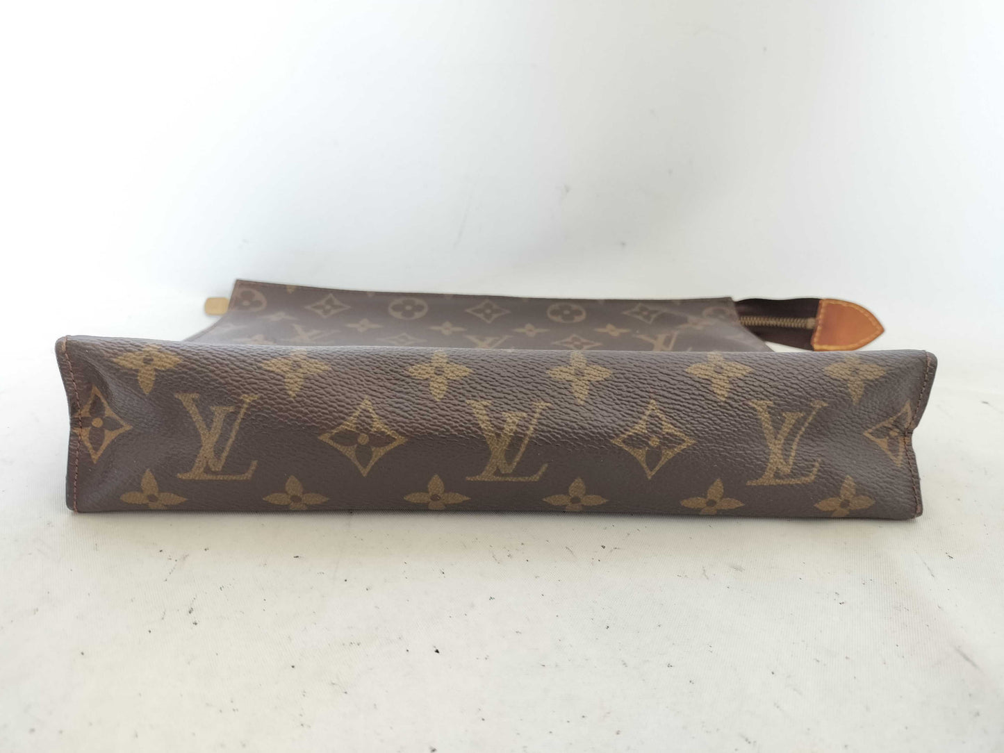 LOUIS VUITTON AN0932 Monogram LOUIS VUITTON Monogram Pochette Toilette M47542 AN0932 Pouch
