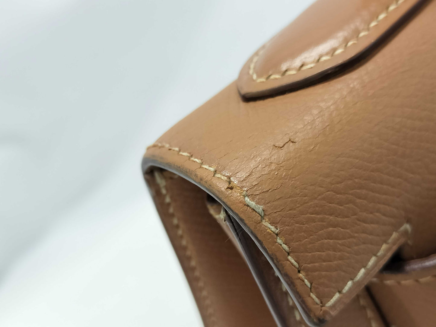 HERMES Kelly 32 Couchvel Natural Gold Hardware Handbag