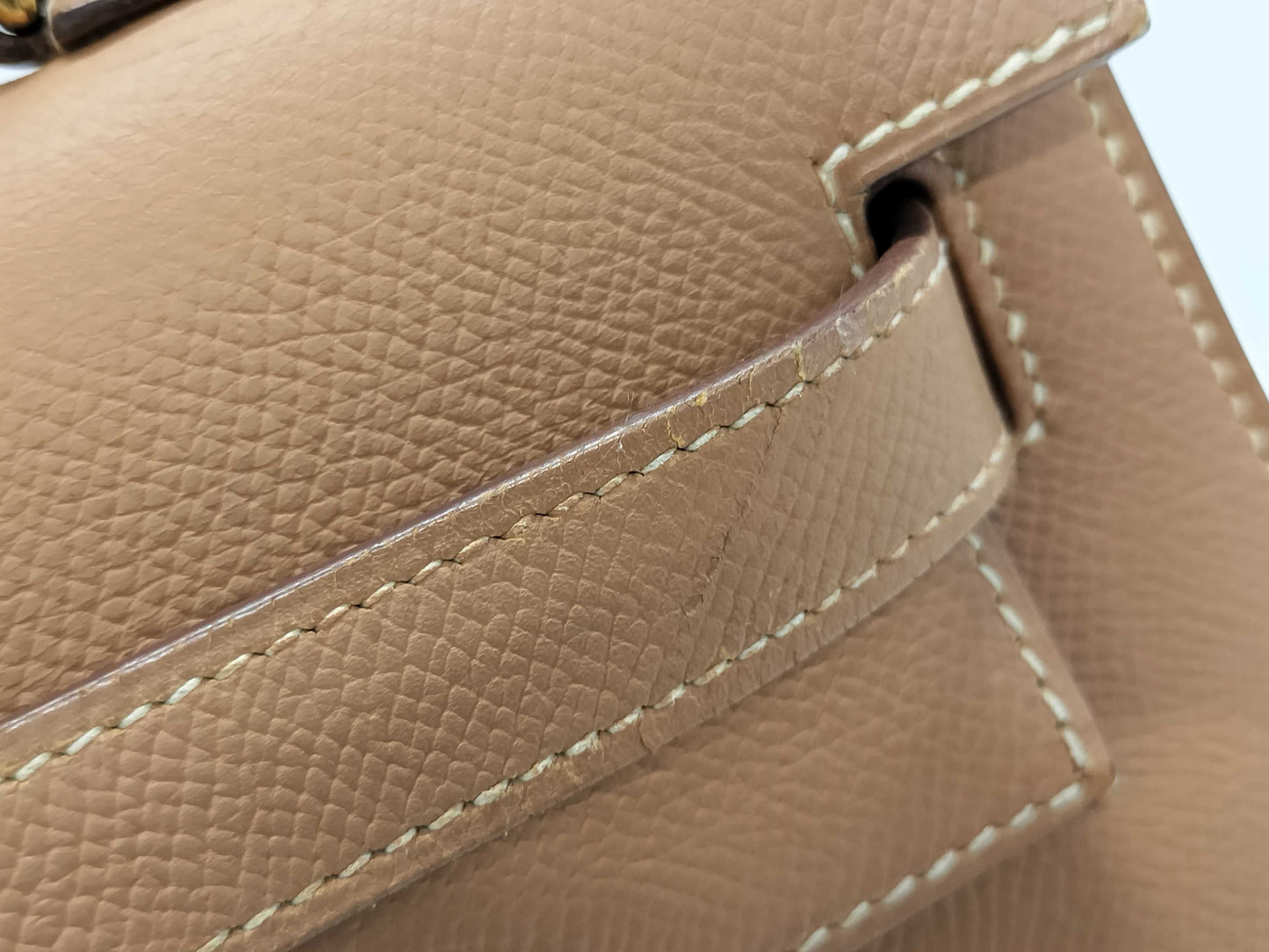 HERMES Kelly 32 Couchvel Natural Gold Hardware Handbag