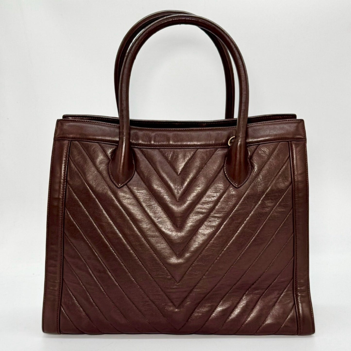 CHANEL Lambskin V-Stitch Handbag Brown
