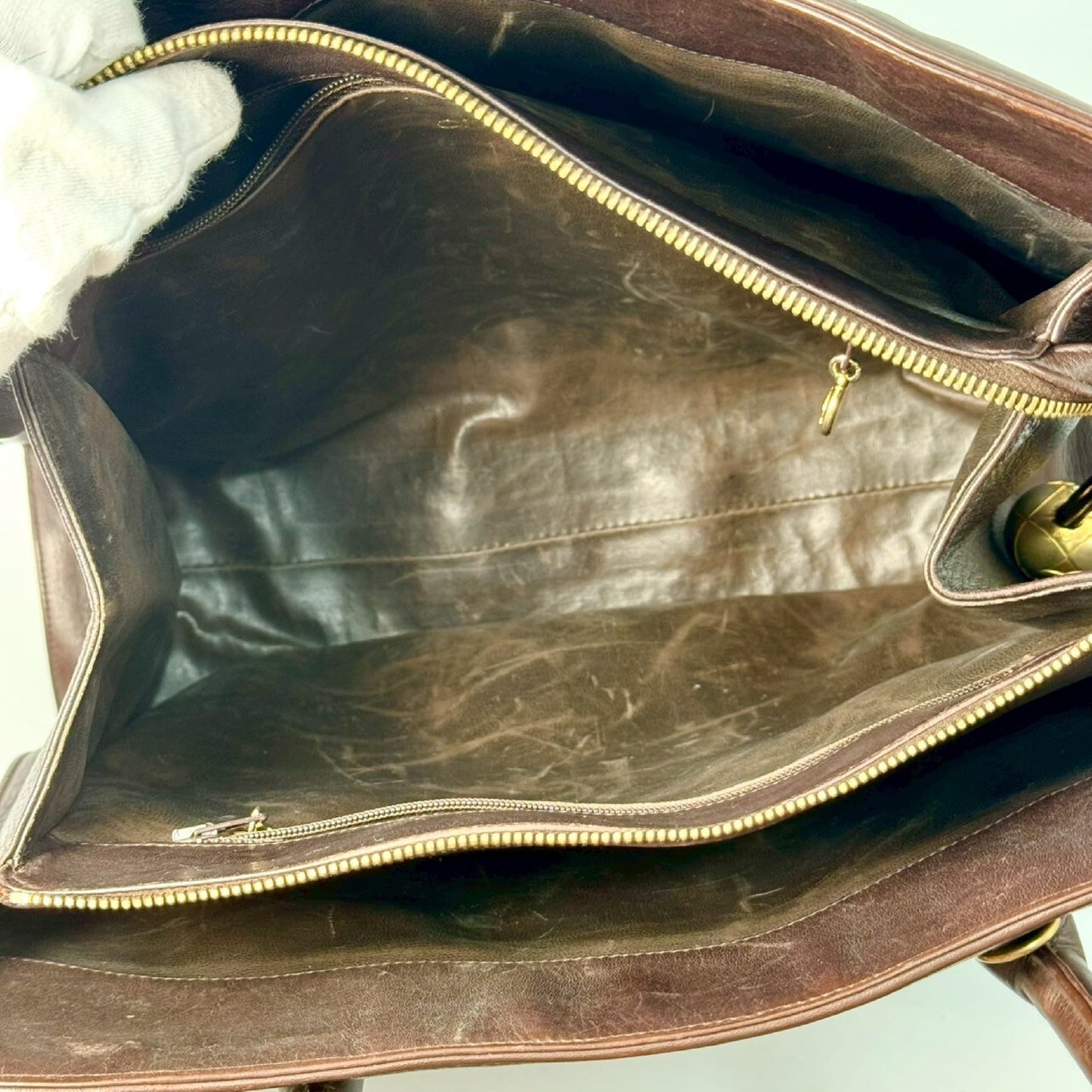 CHANEL Lambskin V-Stitch Handbag Brown