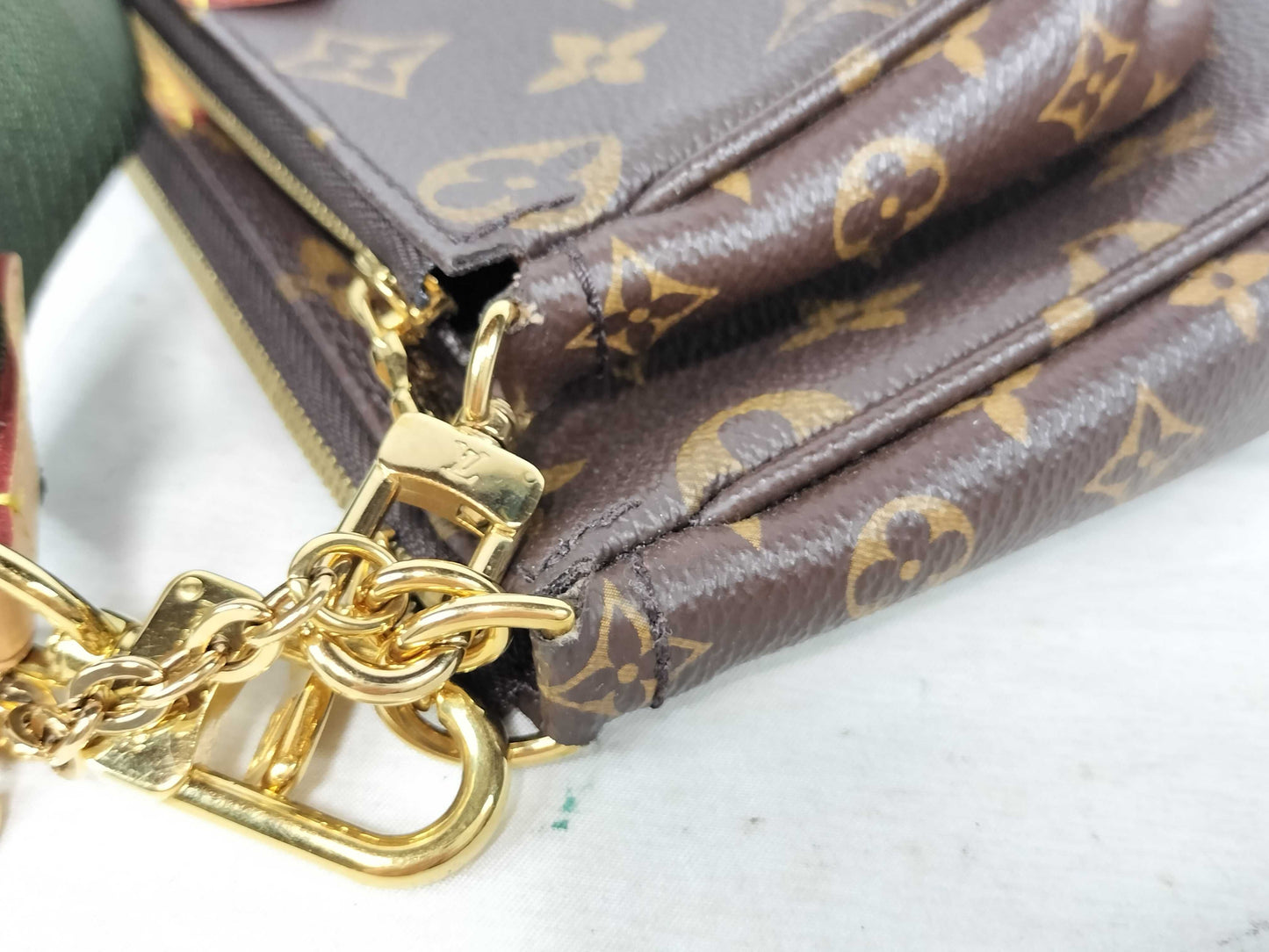 LOUIS VUITTON RFID Verified, Serial Unverifiable, Monogram M44813 Multipochette Accessoires Shoulder Bag