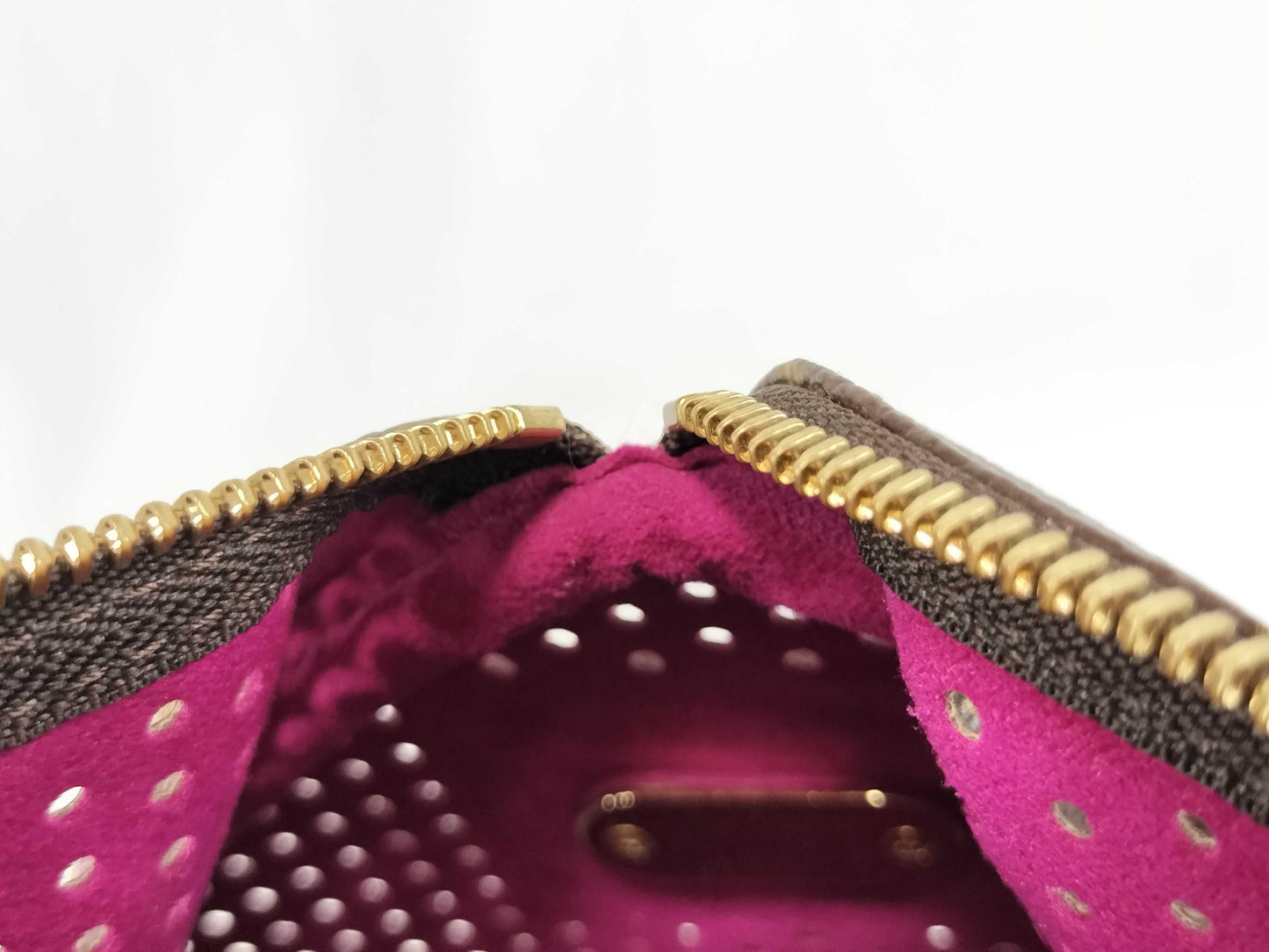 LOUIS VUITTON RFID Unverifiable MB0046 Monogram LVM95180 PerfoSpeedy 30 Fuchsia Handbag