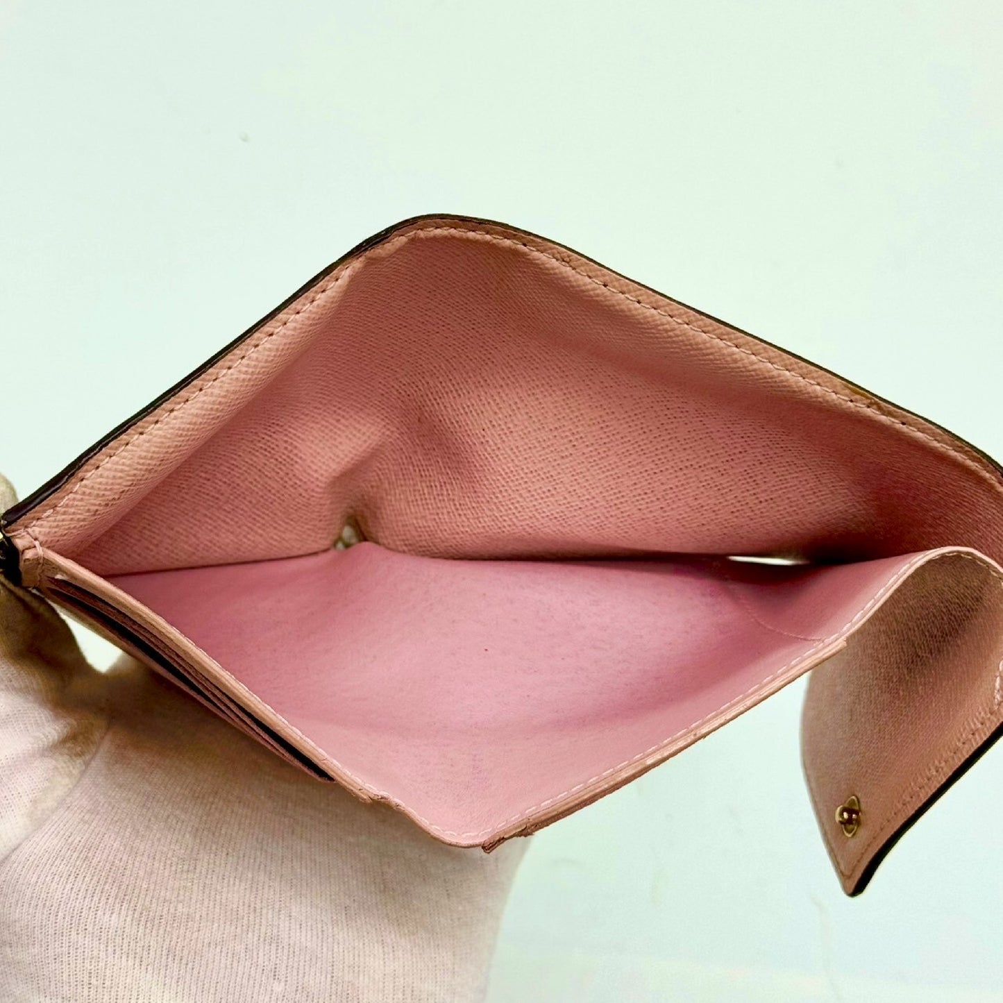 LOUIS VUITTON Monogram Victorine Tri-fold Wallet with Pink Interior SP4197 Wallet