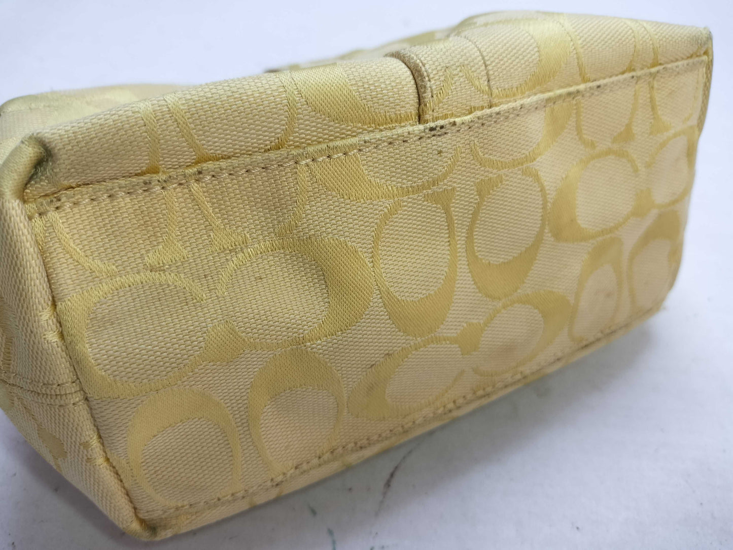 COACH Signature Coach Shoulder Handbag