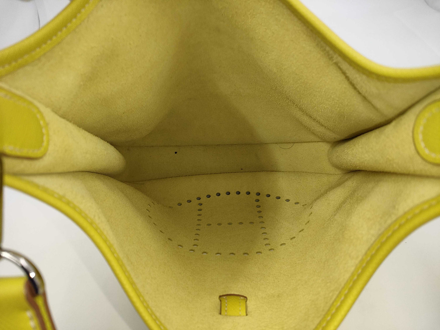 HERMES Evelyn PM Shoulder Bag