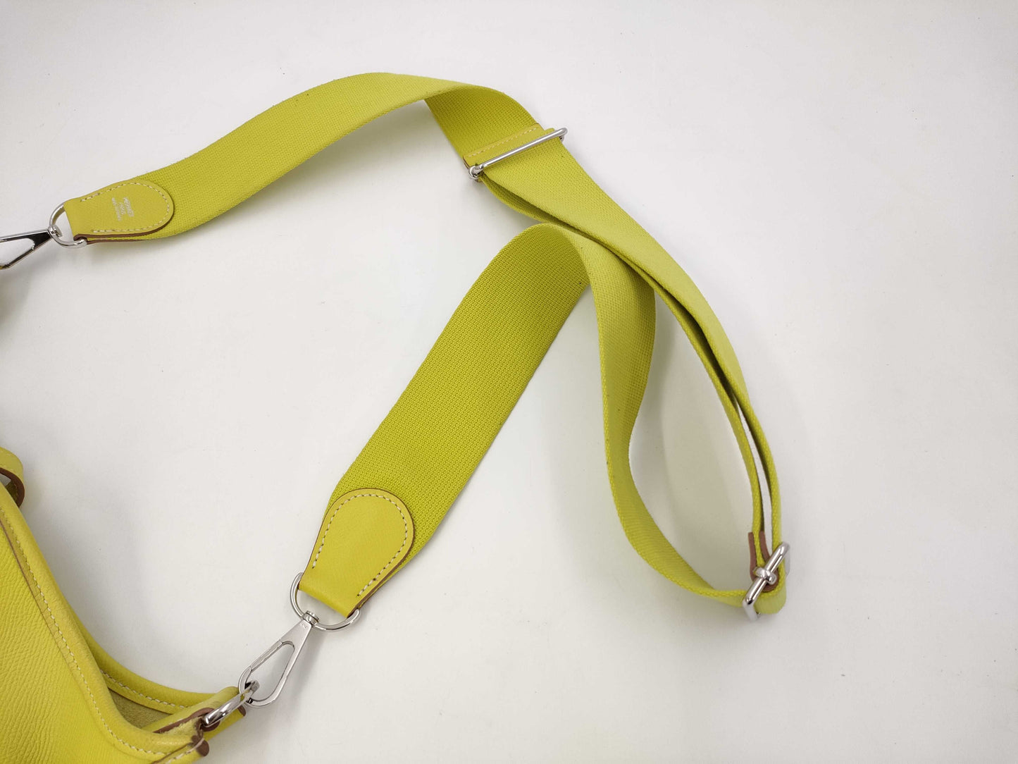 HERMES Evelyn PM Shoulder Bag