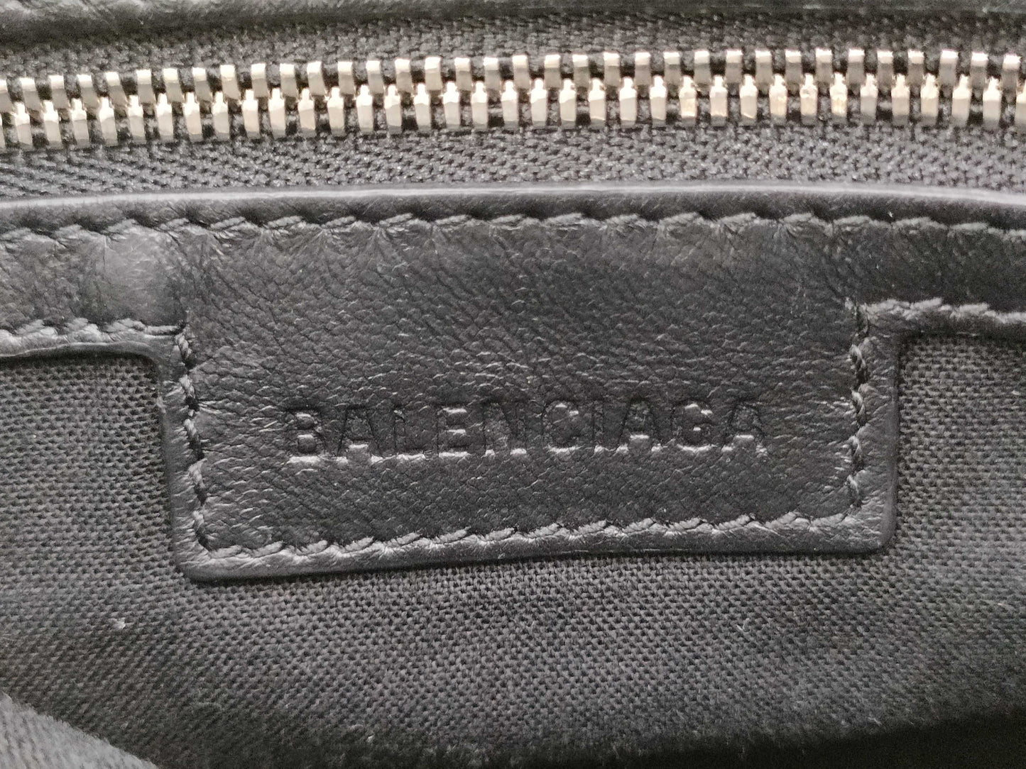 BALENCIAGA 751523 Neo Cagoule Leather Bag