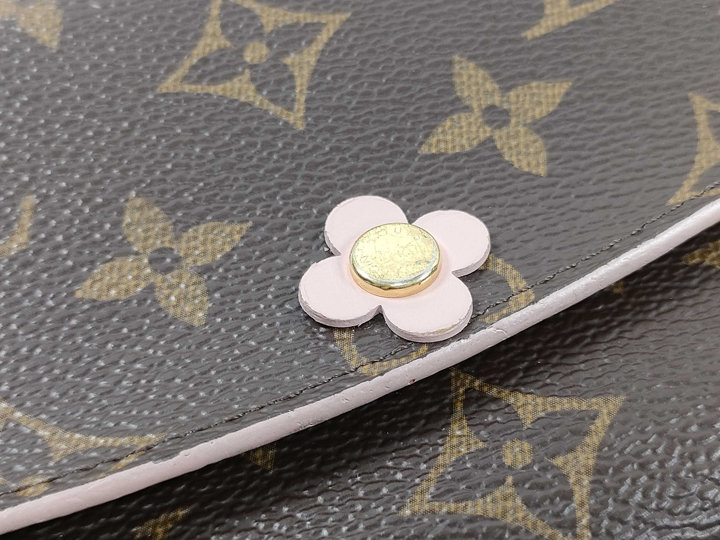 LOUIS VUITTON CA 4177 RFID Unverified Monogram Louis Vuitton Monogram Portefeuille Emilie M64202 Wallet