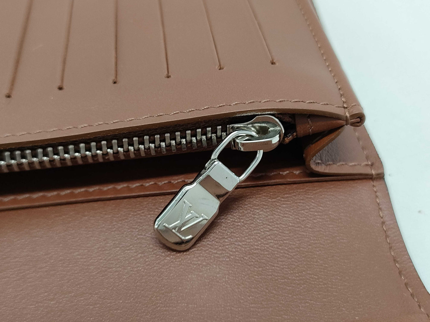 LOUIS VUITTON M61195 Portefeuille Brazza Cuir Ombre Wallet, Brown