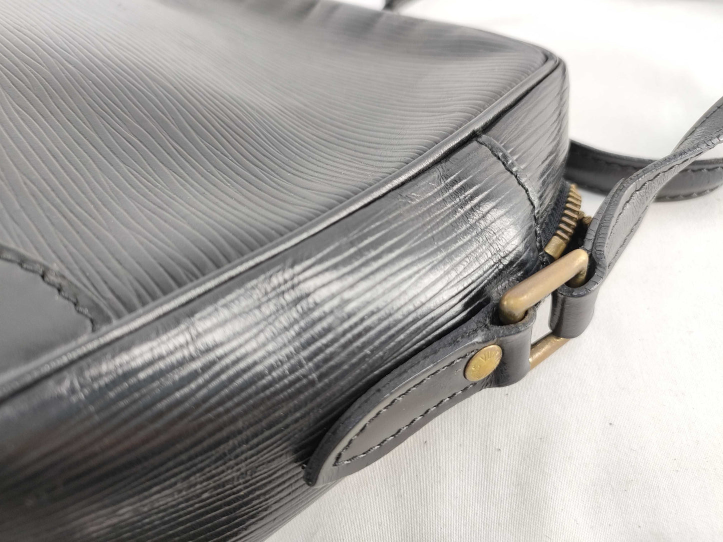 LOUIS VUITTON Epi LV Shoulder Bag Shoulder Bag