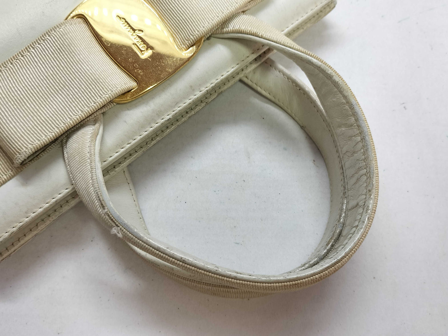 Salvatore Ferragamo Vara Ferragamo Bag Handbag