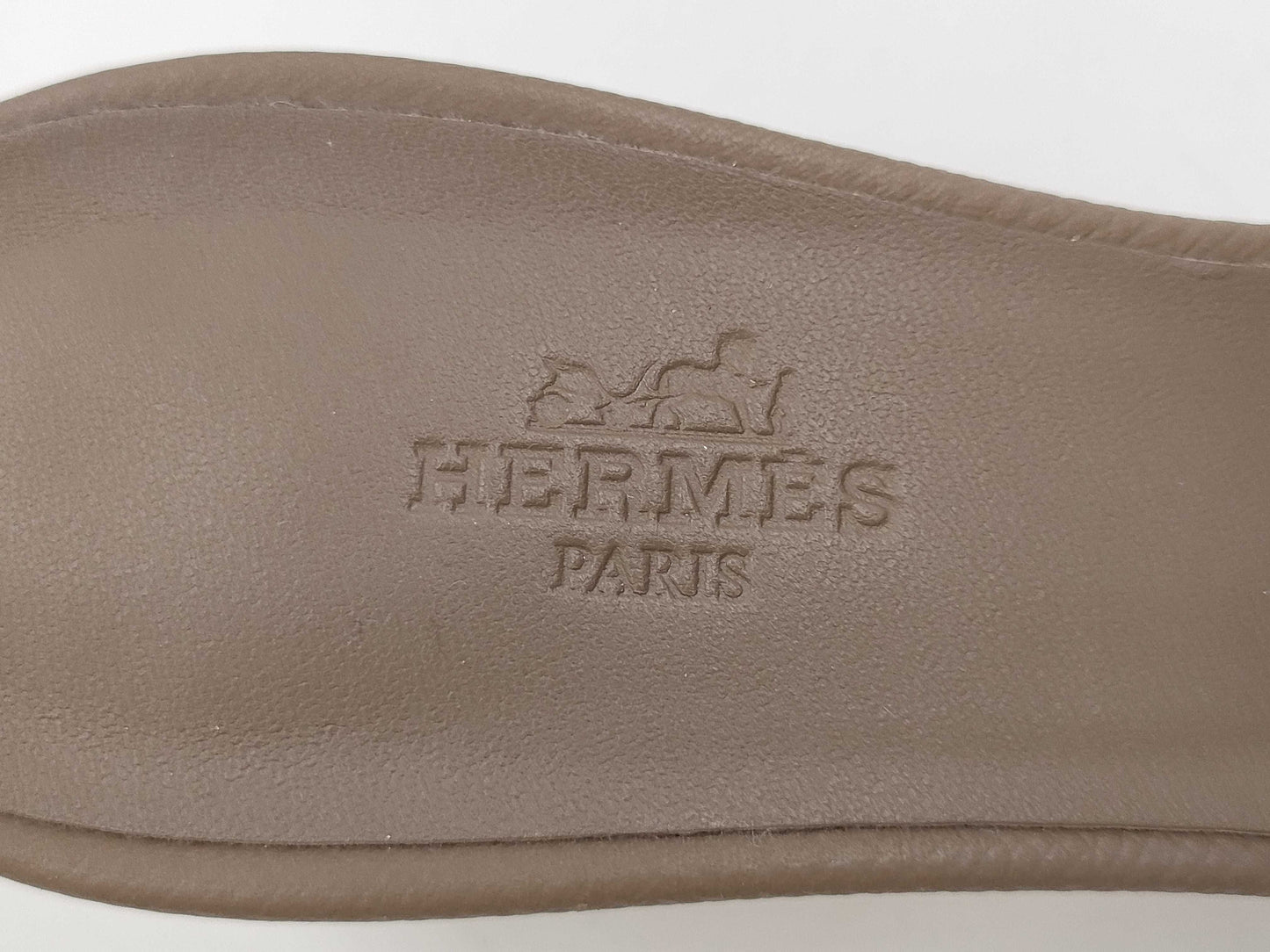 HERMES H Sandals Etoupe Size 37 Sandals