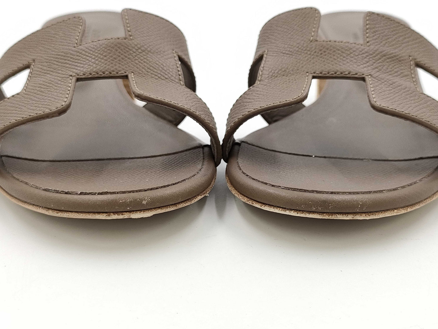 HERMES H Sandals Etoupe Size 37 Sandals