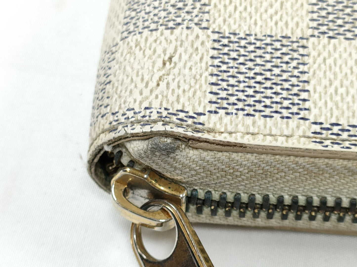 LOUIS VUITTON SD 2110 RFID Unverified Damier Azur Louis Vuitton Azur Zippy Wallet N60019 Wallet