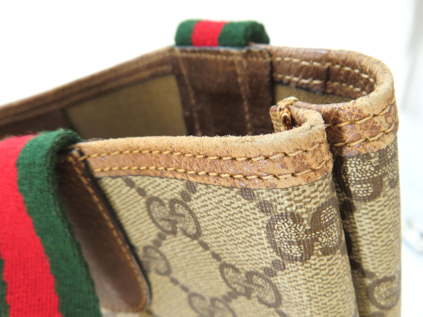 GUCCI GG Supreme Accessory Collection Tote Bag 3902003