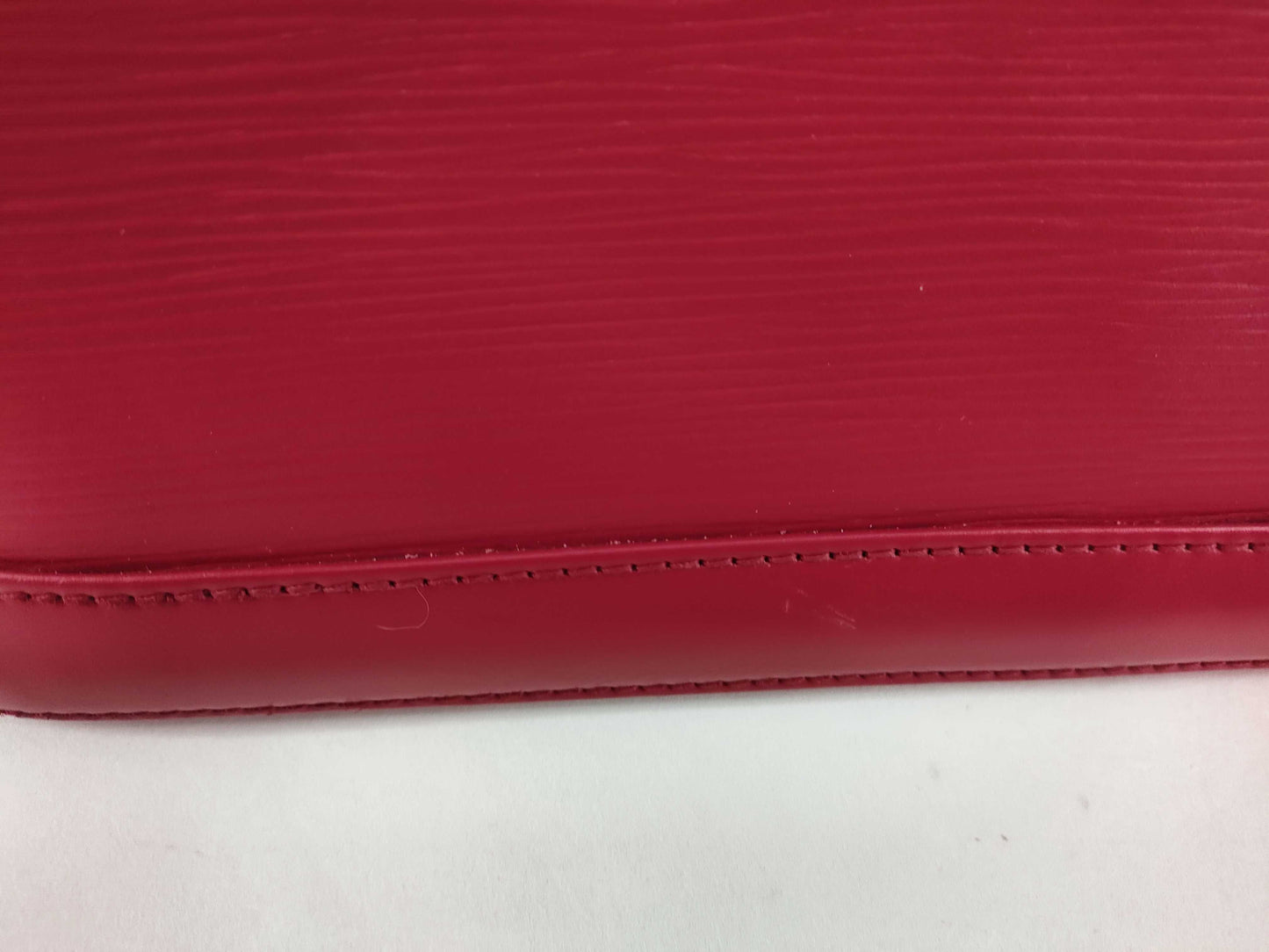 LOUIS VUITTON MI 0154 Epi Louis Vuitton Alma BB Handbag