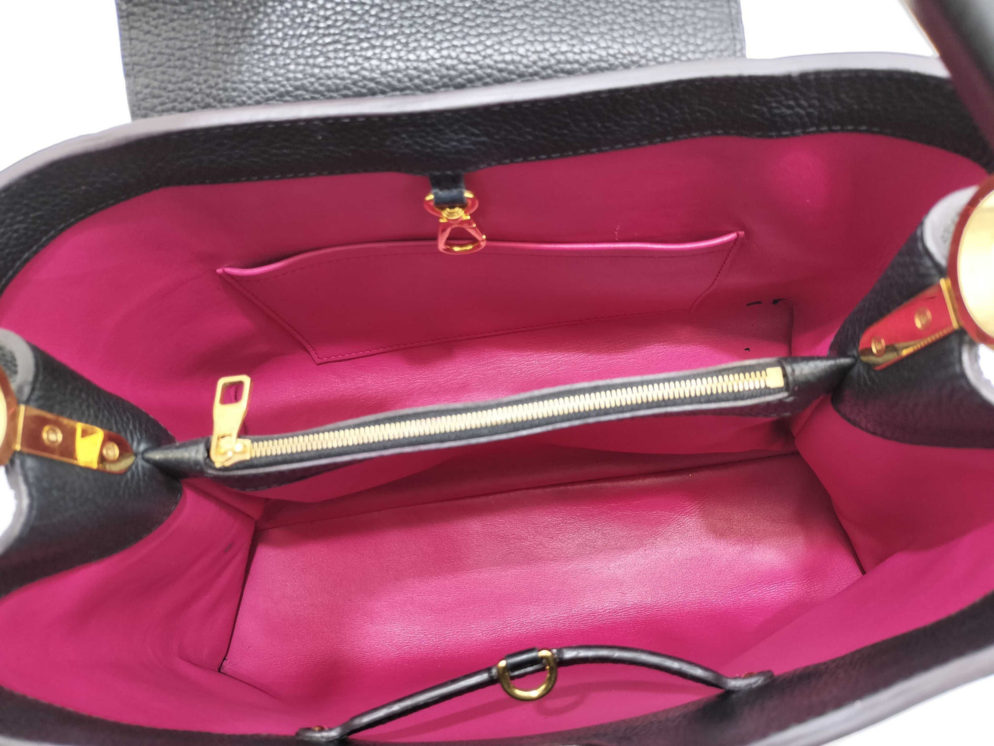 LOUIS VUITTON MI 1124 Louis Vuitton Capucines Handbag