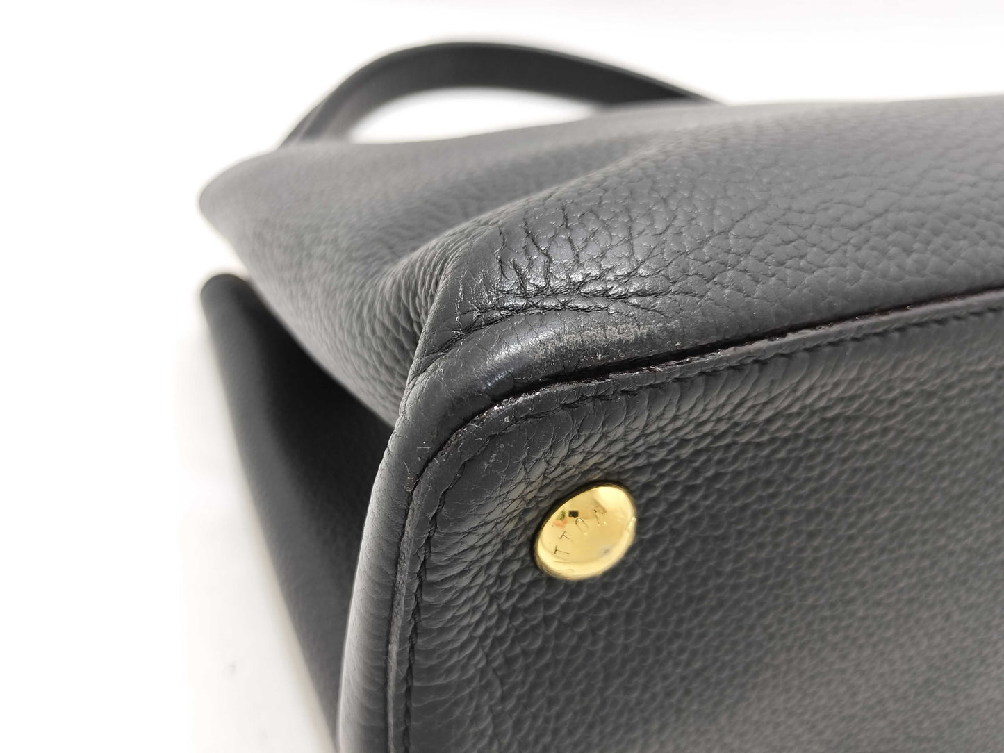 LOUIS VUITTON MI 1124 Louis Vuitton Capucines Handbag