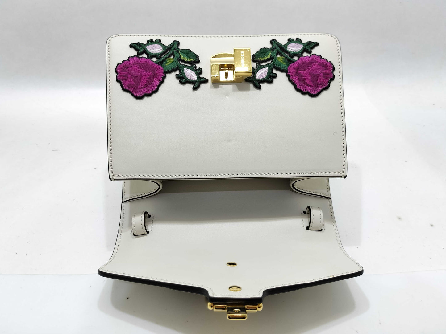 GUCCI Gucci Sylvie Shoulder Bag Handbag