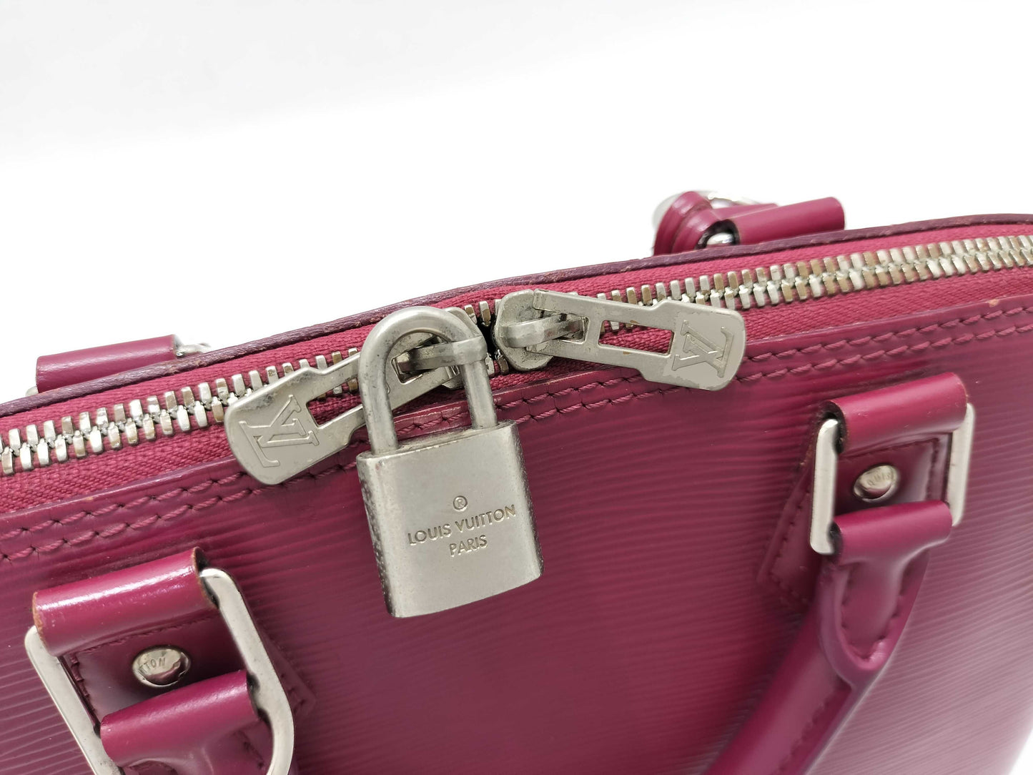 LOUIS VUITTON BA 4133 Epi Louis Vuitton Alma BB Handbag