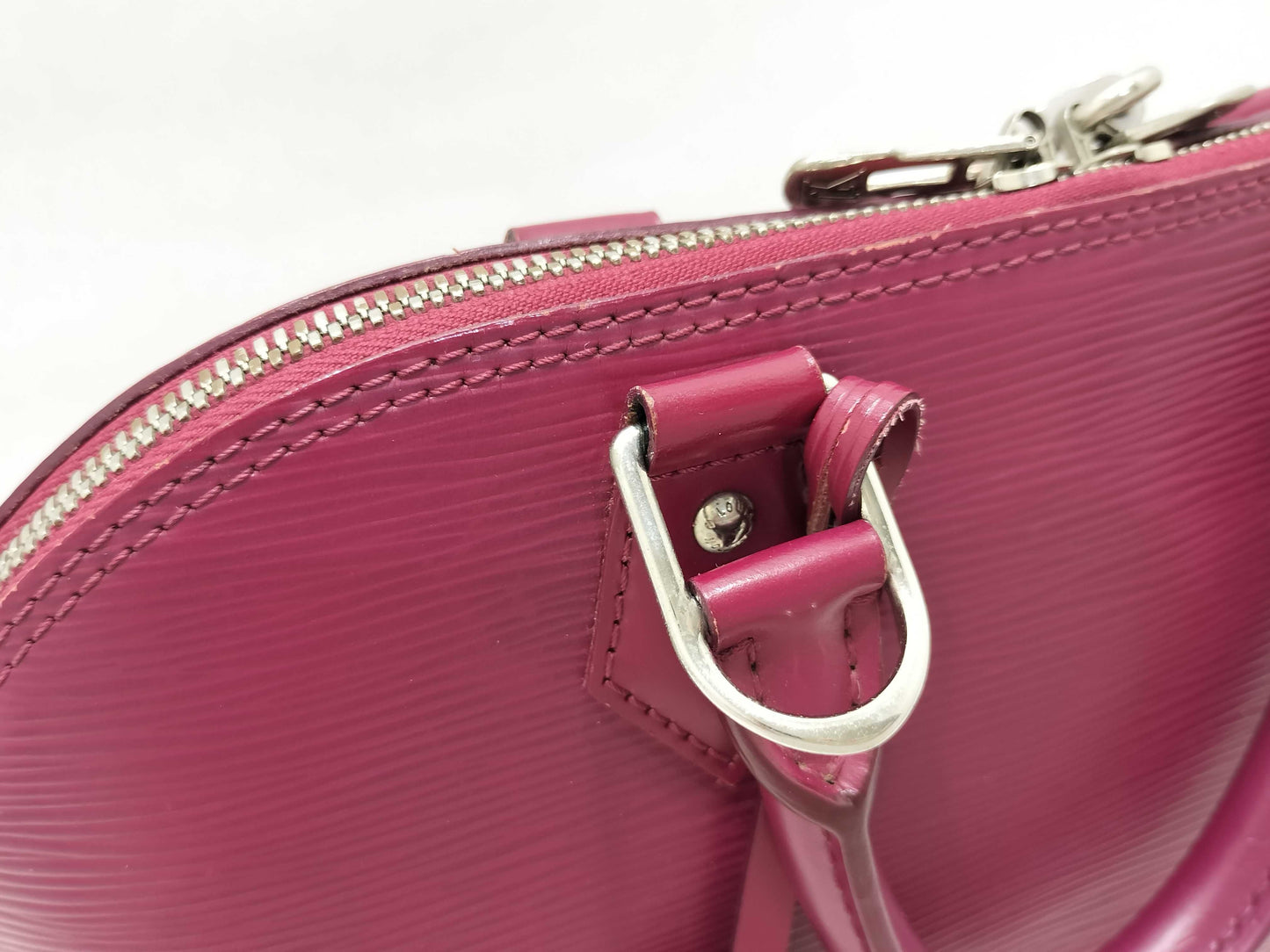 LOUIS VUITTON BA 4133 Epi Louis Vuitton Alma BB Handbag