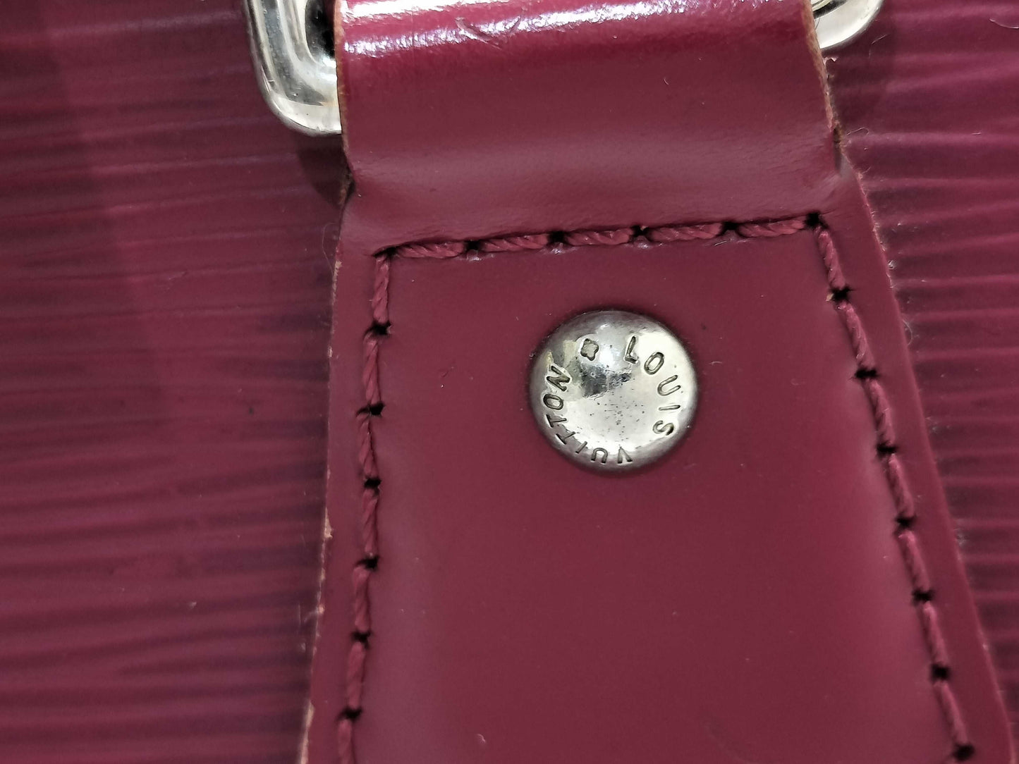 LOUIS VUITTON BA 4133 Epi Louis Vuitton Alma BB Handbag