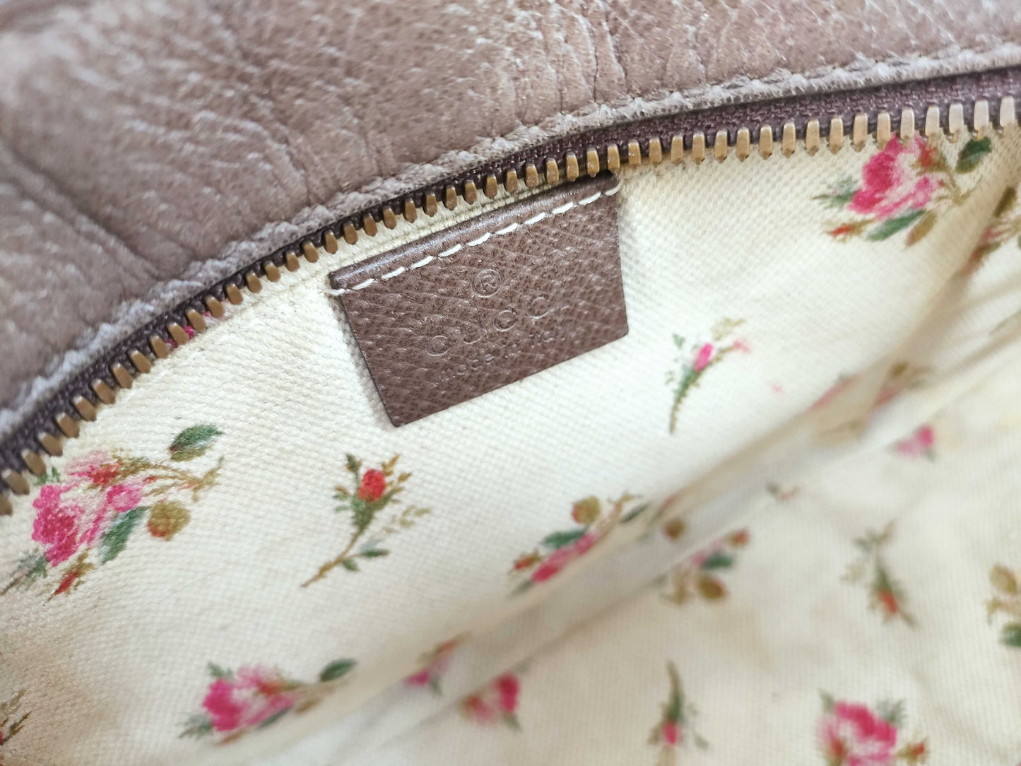 GUCCI GG Canvas Gucci Camera Bag Shoulder Bag
