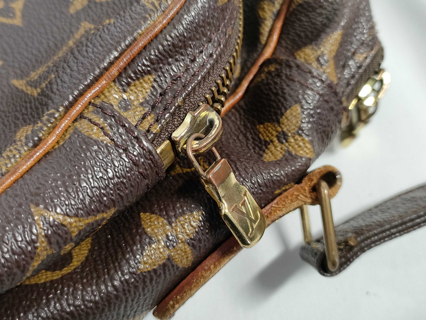 LOUIS VUITTON RFID verification failed No. 0915 Monogram LV Monogram Nile Shoulder Bag Shoulder Bag