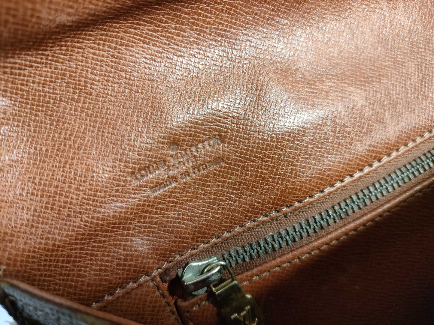 LOUIS VUITTON RFID verification failed 843 Monogram LV Monogram Handbag Second Bag